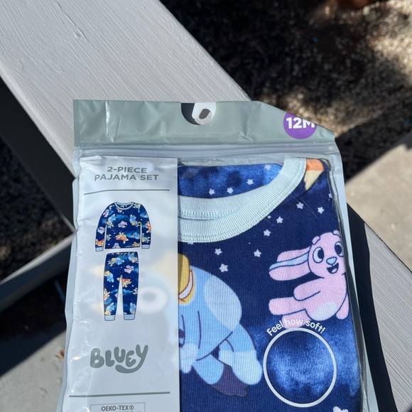 Bluey two piece pajamas NWT Various sizes toddler kids - Picture 2 of 3